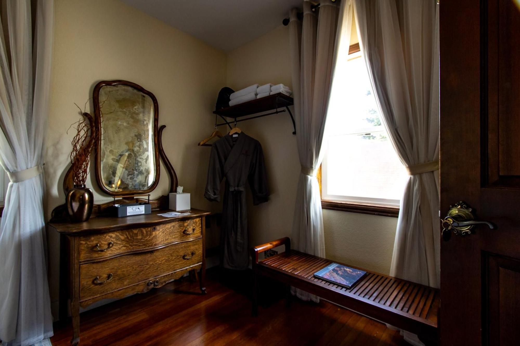 Historic Hotel Packwood Ngoại thất bức ảnh